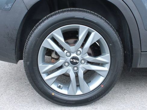 Used 2022 Kia Seltos S FWD image 37