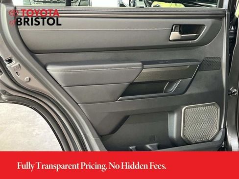Used 2026 Toyota Sequoia Capstone AWD/4WD image 18