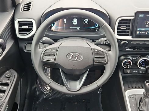 New 2026 Hyundai Venue SEL FWD image 19