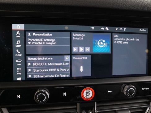 Certified 2025 Porsche Macan AWD/4WD image 29