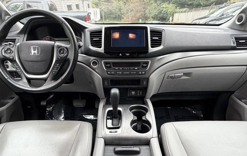 Used 2017 Honda Pilot EX-L image 14