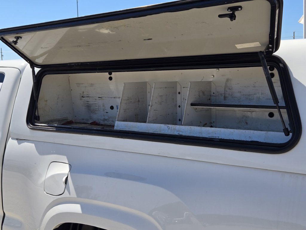Used 2022 Toyota Tacoma SR RWD image 31
