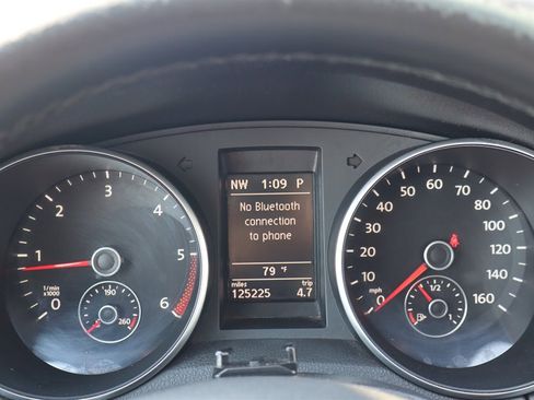 Used 2012 Volkswagen Jetta TDI FWD image 25