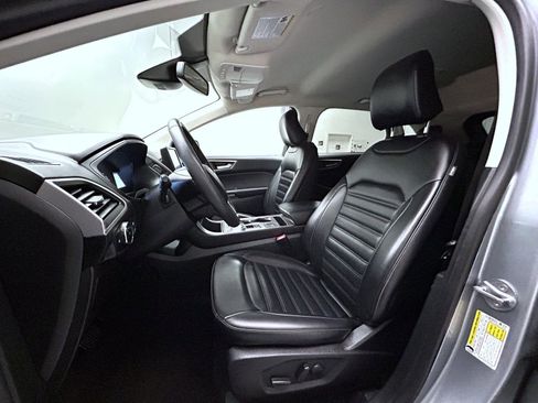 Used 2024 Ford Edge SEL image 10