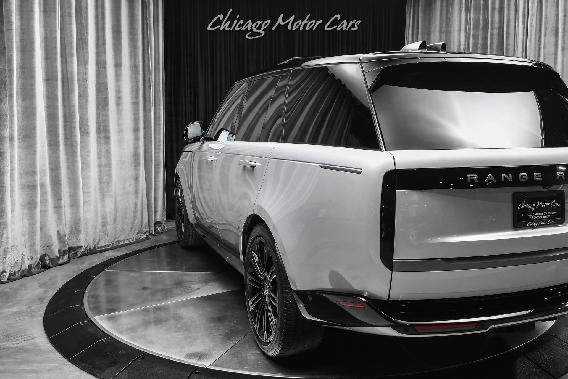 Used 2024 Land Rover Range Rover SE AWD/4WD image 42