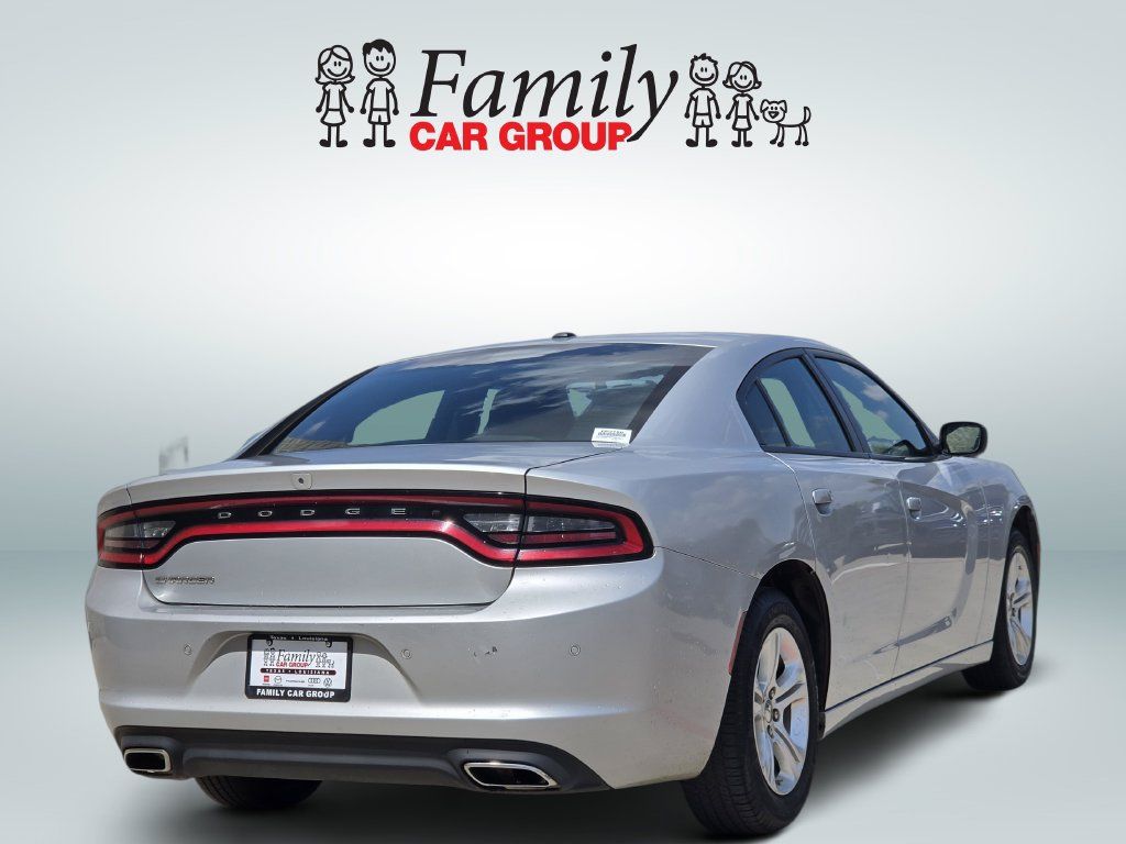 Used 2022 Dodge Charger SXT RWD image 4