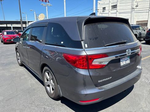 Used 2018 Honda Odyssey EX-L image 7