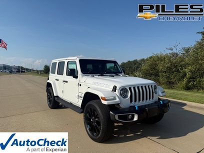 Used 2022 Jeep Wrangler Unlimited Sahara w/ Cold Weather Group