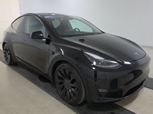Used 2023 Tesla Model Y Performance AWD/4WD image 5