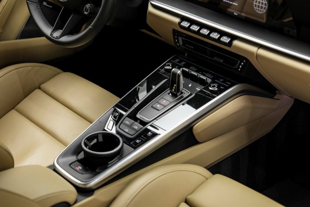 Used 2025 Porsche 911 Turbo S AWD/4WD image 21