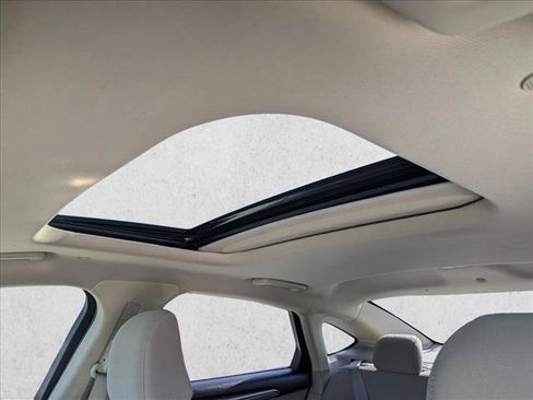 Certified 2020 Ford Fusion SE FWD image 16
