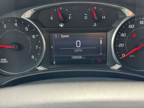Used 2020 GMC Terrain SLE w/ Driver Convenience Package FWD image 17