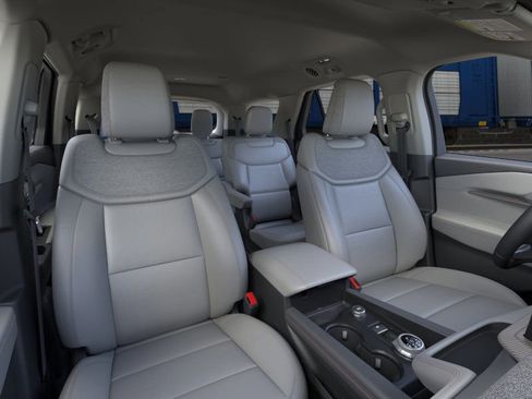 New 2026 Ford Explorer Active w/ Active Comfort Package RWD image 10