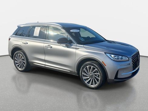 Certified 2024 Lincoln Corsair Reserve w/ Equipment Group 201A image 3