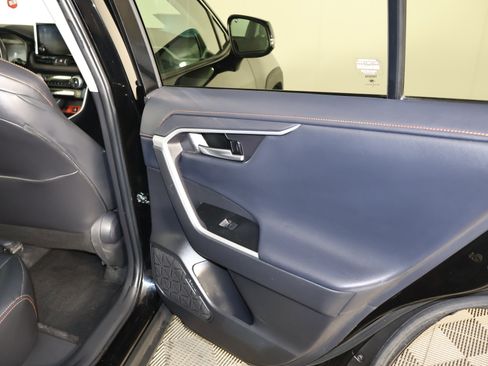 Used 2024 Toyota RAV4 Adventure image 43