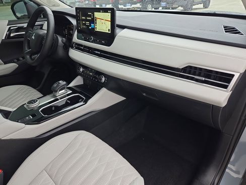 Used 2025 Mitsubishi Outlander SEL FWD image 34