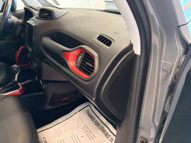 Used 2021 Jeep Renegade Trailhawk w/ Sun & Sound Group AWD/4WD image 37