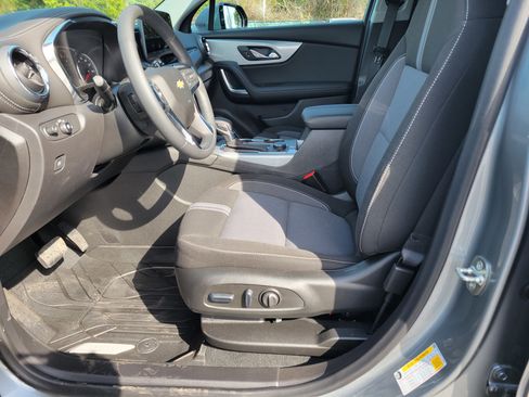 Used 2026 Chevrolet Blazer LT image 28