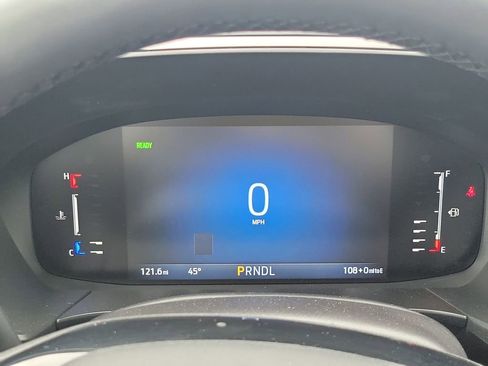 Used 2024 Ford Escape SE image 11