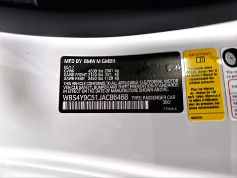 Used 2018 BMW M4 Coupe RWD image 35