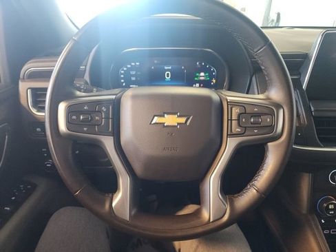 Used 2024 Chevrolet Suburban LT AWD/4WD image 29