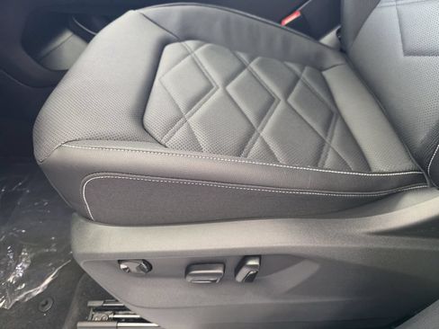 New 2026 Volkswagen Atlas SE FWD image 18