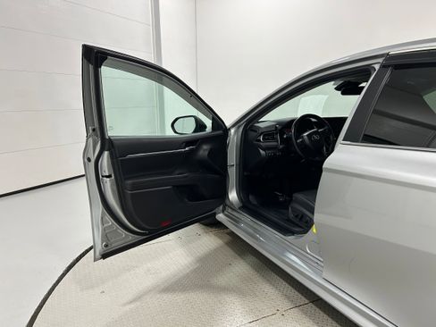 Used 2022 Toyota Camry SE AWD/4WD image 21