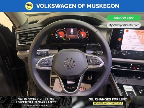New 2026 Volkswagen Atlas Peak Edition AWD/4WD image 16