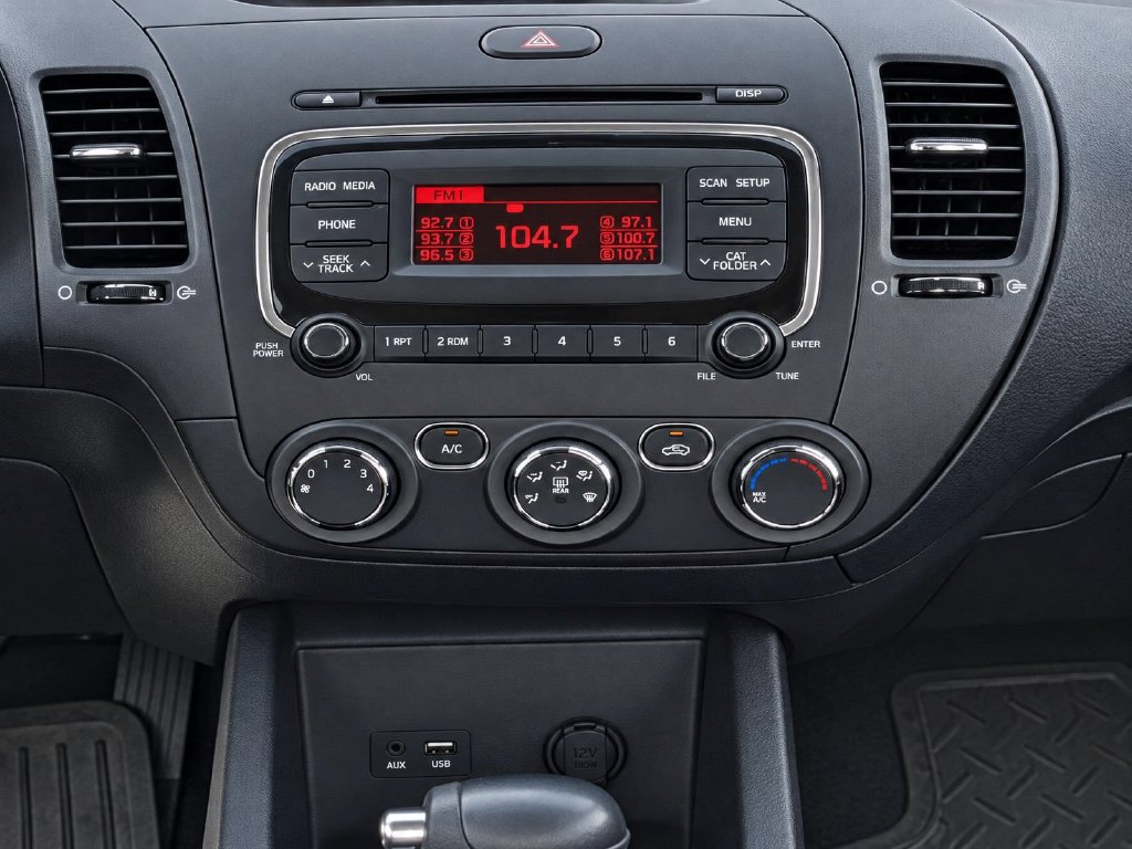 Used 2018 Kia Forte LX FWD image 25