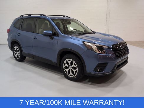 Used 2024 Subaru Forester Premium AWD/4WD image 1