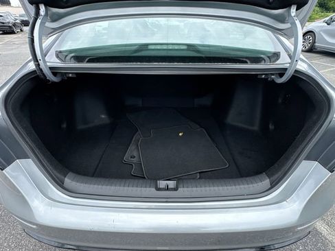 Used 2023 Honda Accord Sport image 40