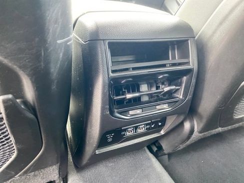 Used 2023 Jeep Grand Cherokee Limited AWD/4WD image 19