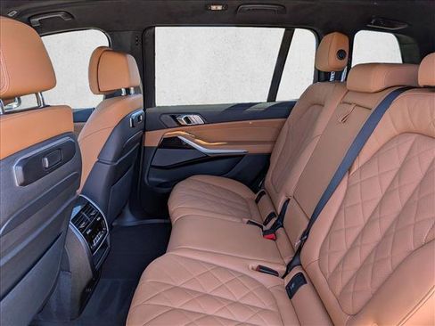 Certified 2026 BMW X7 xDrive40i w/ M Sport Package image 20