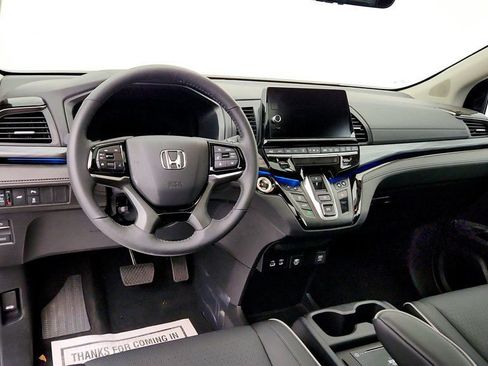 Used 2026 Honda Odyssey Elite image 13
