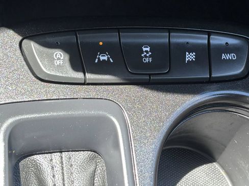 Used 2021 Chevrolet TrailBlazer LS AWD/4WD image 22