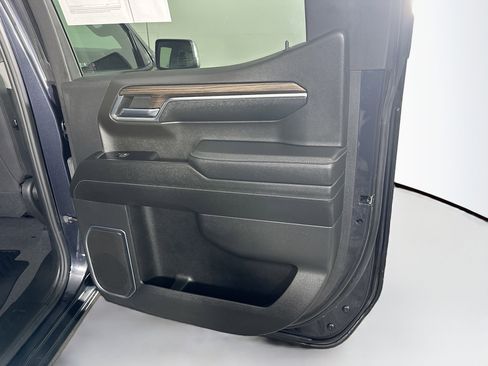 Used 2024 Chevrolet Silverado 1500 LT image 28