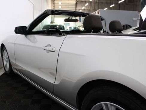 Used 2014 Ford Mustang Convertible w/ Equipment Group 102A RWD image 12