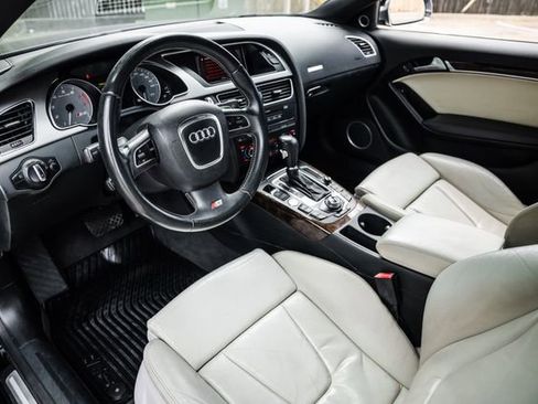 Used 2009 Audi S5 4.2 AWD/4WD image 2