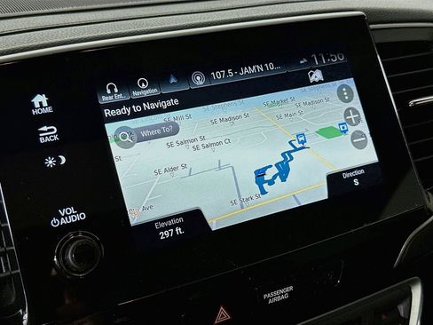 Used 2019 Honda Pilot Touring image 14