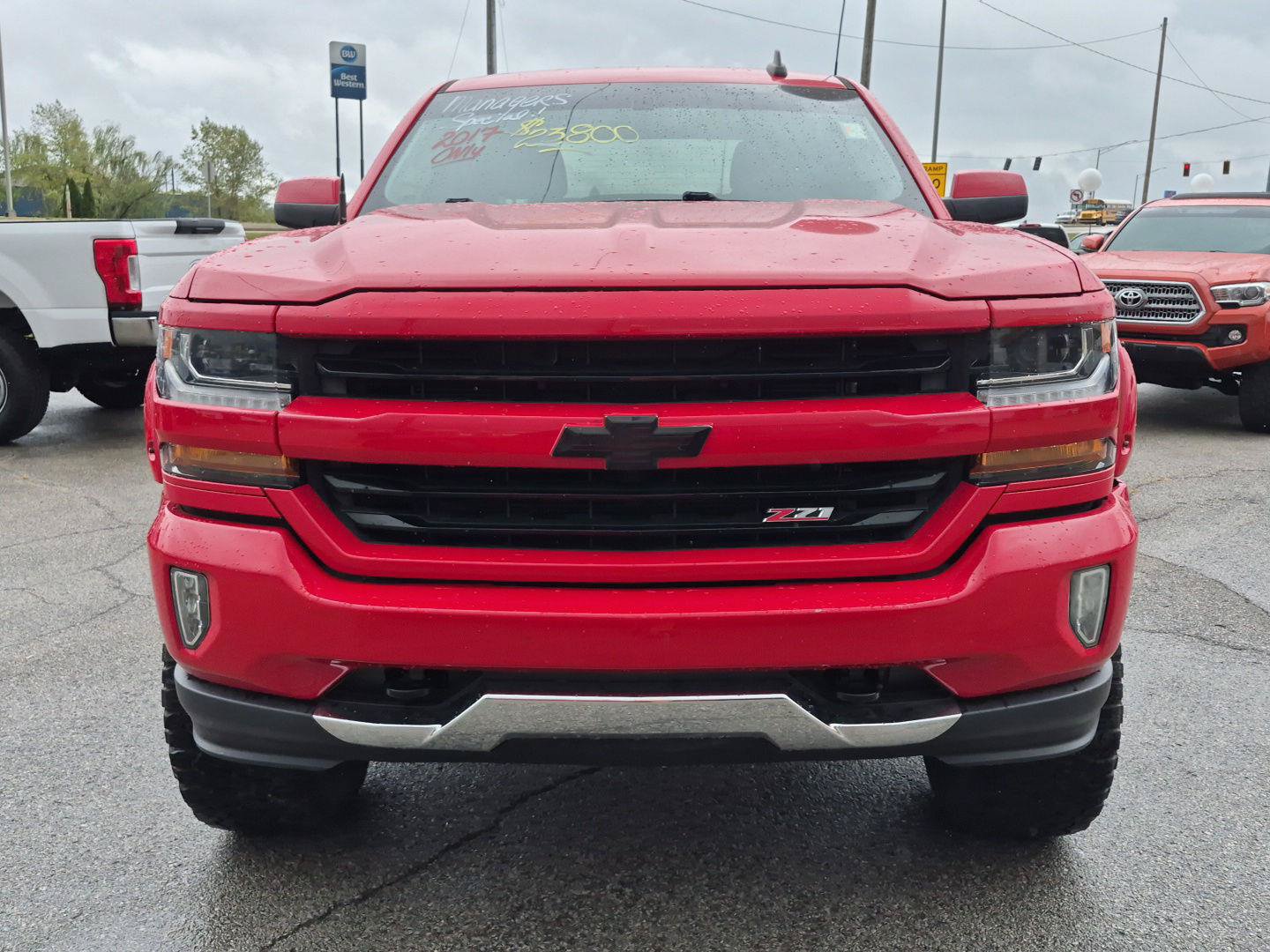 Used 2017 Chevrolet Silverado 1500 LT w/ All Star Edition AWD/4WD image 8