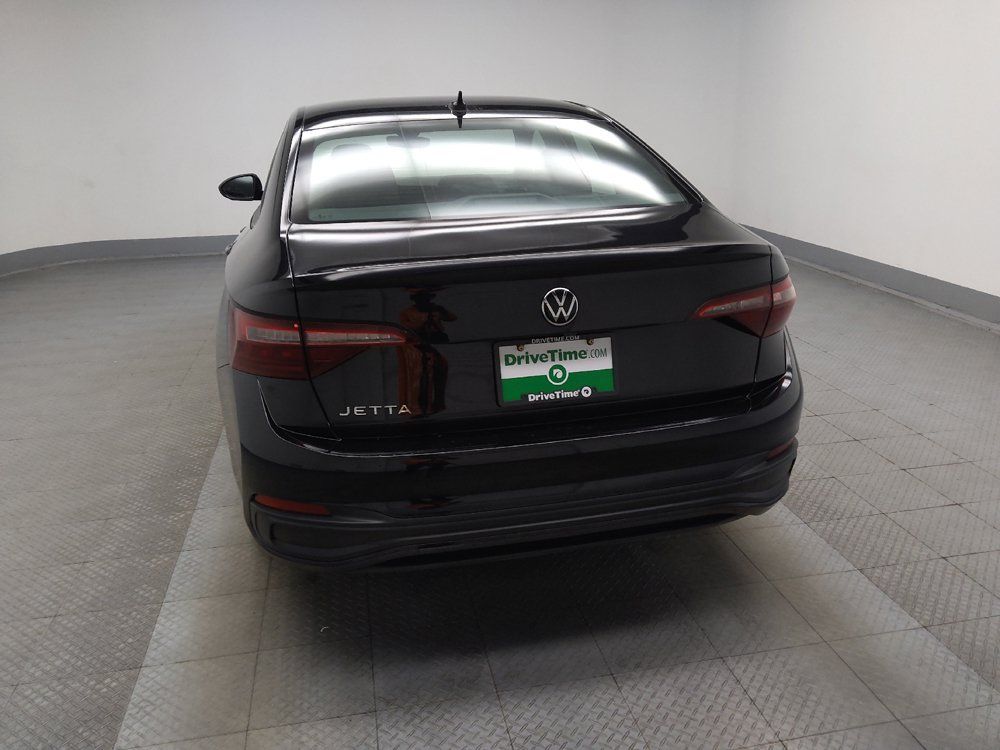 Used 2024 Volkswagen Jetta Sport FWD image 5
