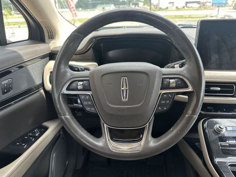 Used 2023 Lincoln Nautilus Reserve AWD/4WD image 36