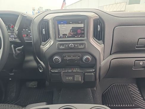 Used 2026 Chevrolet Silverado 1500 Custom image 25