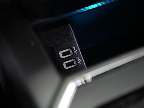 Used 2019 Ford F150 XLT w/ Equipment Group 302A Luxury image 29