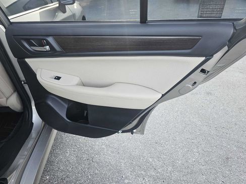 Used 2015 Subaru Legacy 2.5i Limited image 22