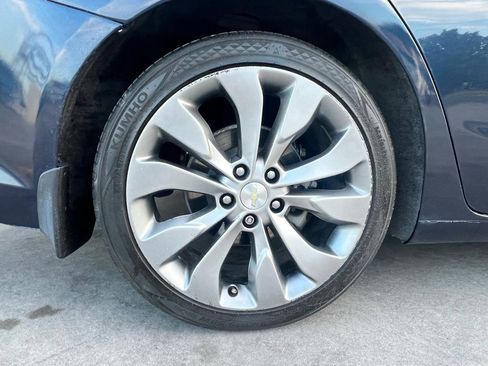 Used 2017 Chevrolet Malibu Premier w/ Premier Sun and Wheel Package FWD image 41