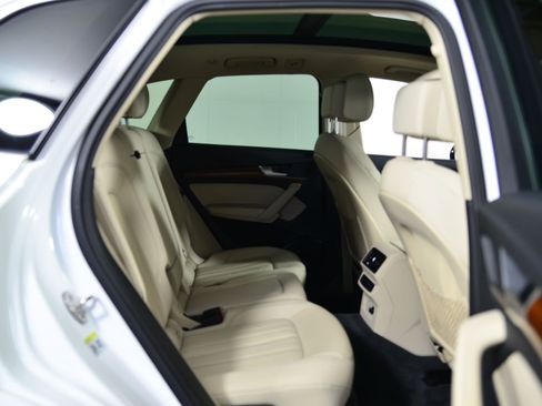 Used 2022 Audi Q5 2.0T Premium image 22