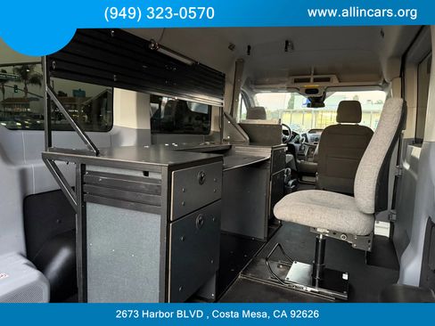 Used 2018 Ford Transit 150 XLT image 15