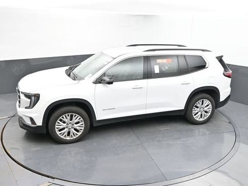 Used 2024 GMC Acadia Elevation FWD image 41