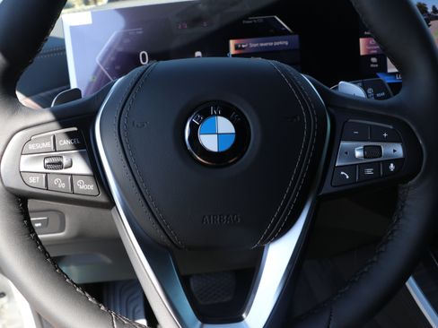 Used 2026 BMW X5 sDrive40i RWD image 17